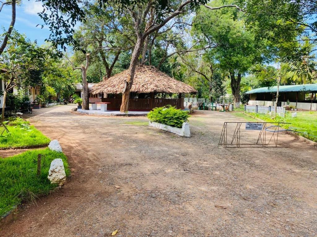 Resthouse Vavuniya酒店 外观 照片